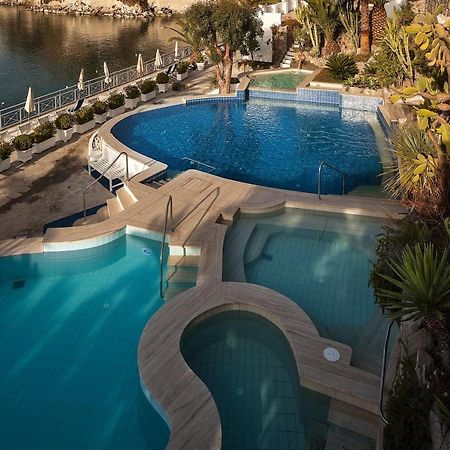 La Villa Resort & Spa Sant'Angelo  Extérieur photo