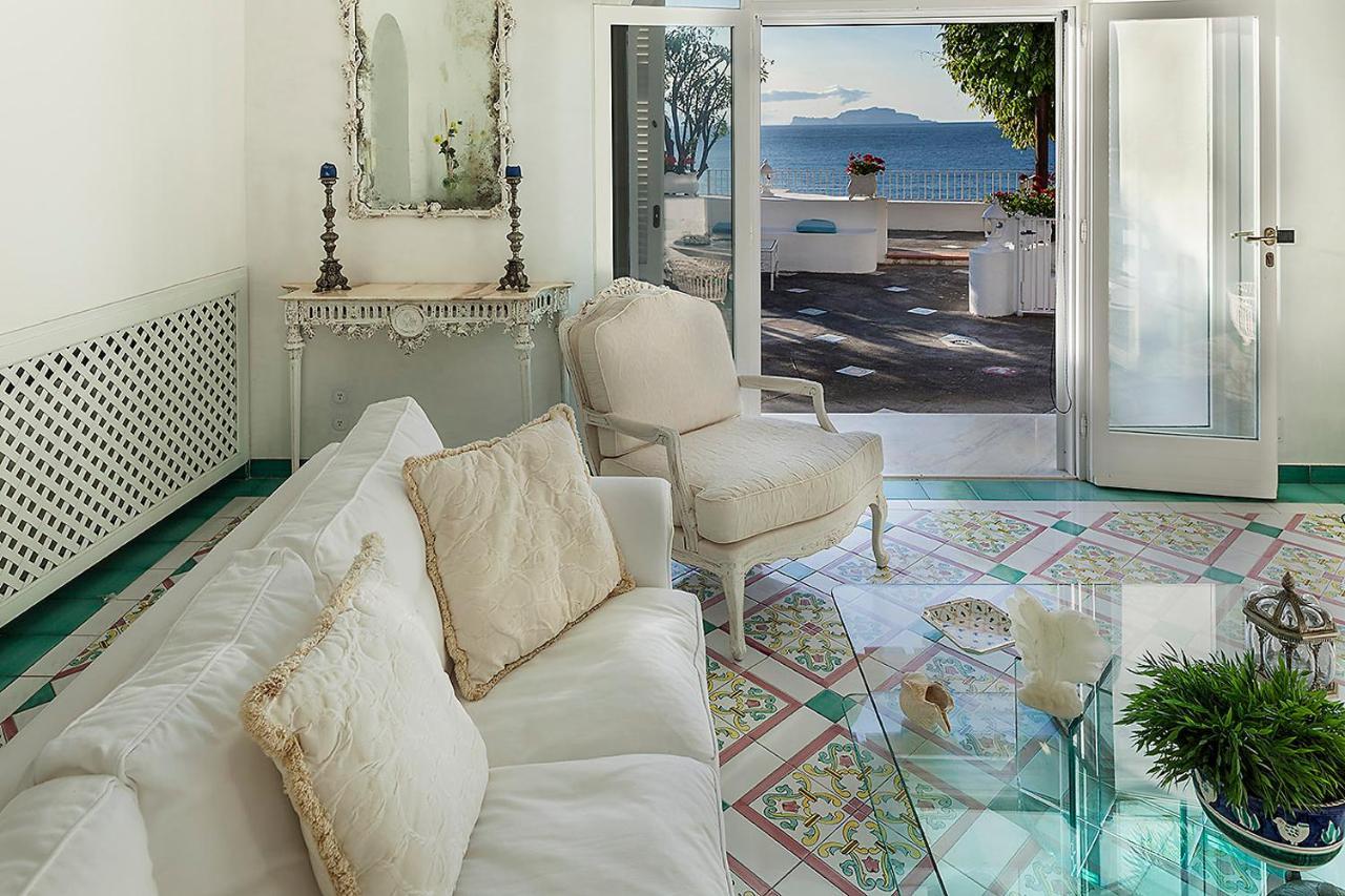 La Villa Resort & Spa Sant'Angelo  Extérieur photo