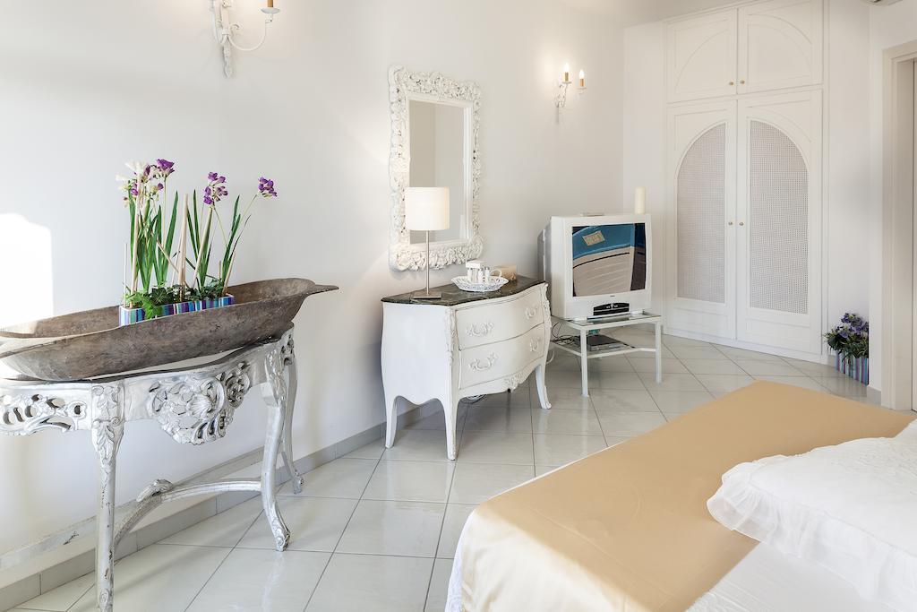 La Villa Resort & Spa Sant'Angelo  Chambre photo